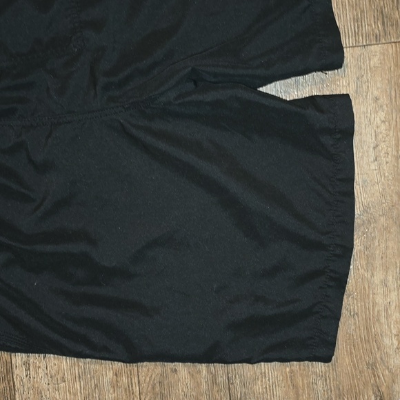 EUC Goodfellow and co. Men,'s shorts - Picture 11 of 15